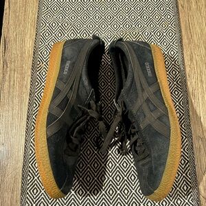 Mexico Delegation size 10 men